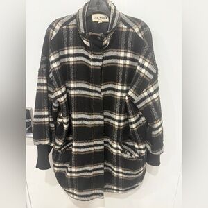 Steve Madden Black and White Plaid Cardigan Oversized.